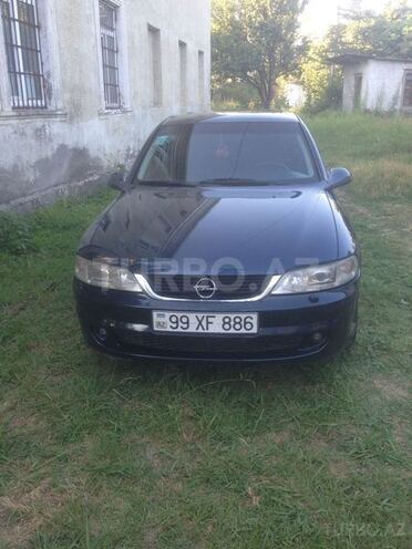 Opel Vectra 2000, 238,000 km - 2.0 l - Zaqatala