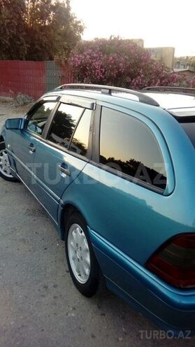 Mercedes C 220 1999, 230,000 km - 2.2 л - Bakı