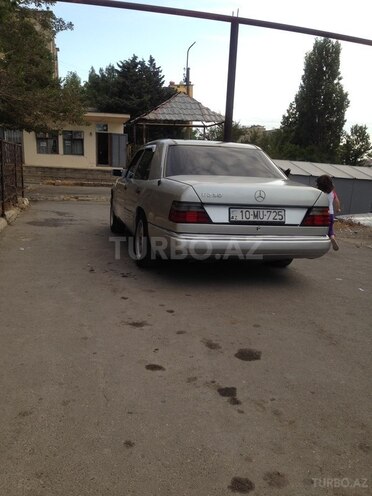 Mercedes E 230 1993, 489,392 km - 2.3 л - Bakı
