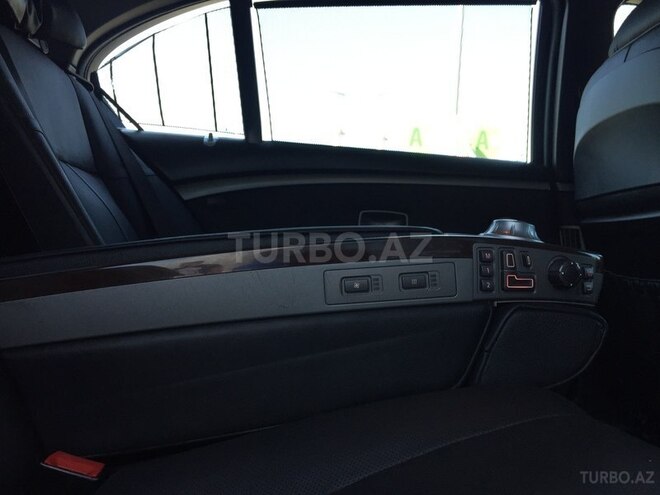 BMW 745 2004, 188,000 km - 4.4 l - Bakı