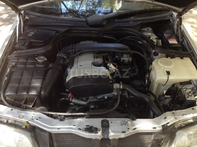 Mercedes C 180 1999, 226,000 km - 1.8 l - Bakı