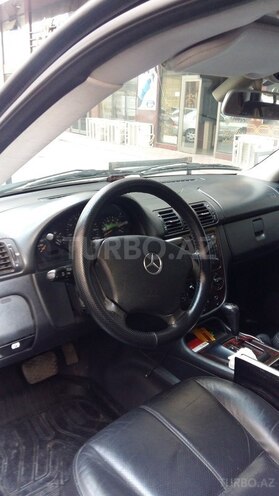 Mercedes ML 320 2001, 220,000 km - 3.2 l - Bakı
