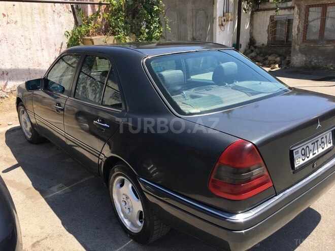 Mercedes C 250 1995, 360,000 km - 2.5 l - Bakı