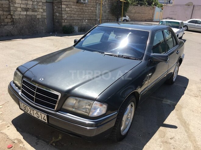 Mercedes C 250 1995, 360,000 km - 2.5 l - Bakı