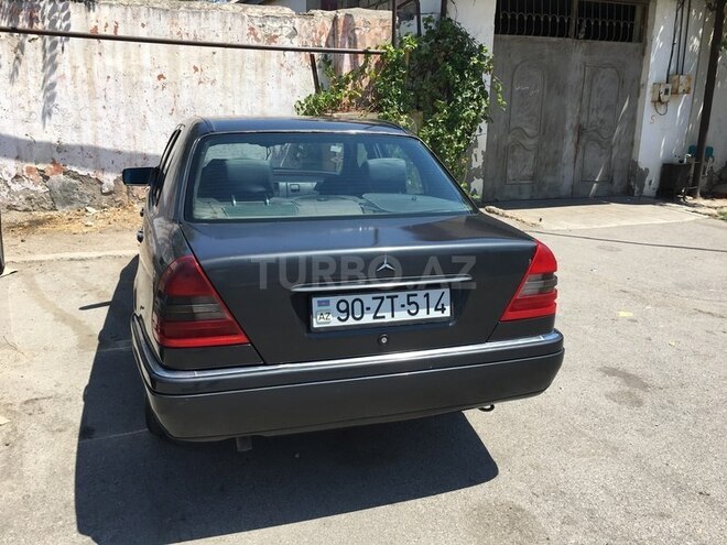 Mercedes C 250 1995, 360,000 km - 2.5 l - Bakı