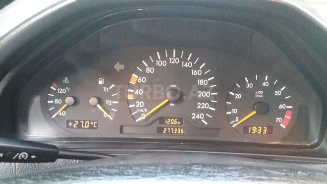 Mercedes E 200 1998, 277,000 km - 2.0 l - Bakı