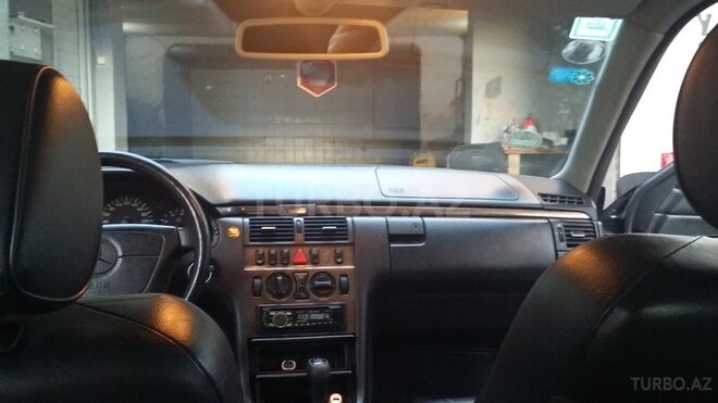 Mercedes E 200 1998, 277,000 km - 2.0 l - Bakı