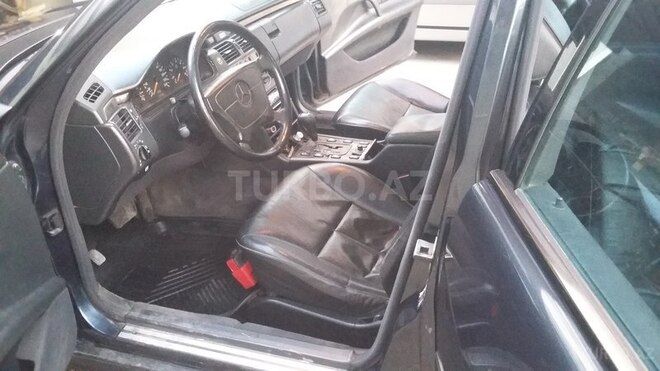 Mercedes E 200 1998, 277,000 km - 2.0 l - Bakı