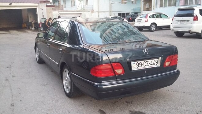 Mercedes E 200 1998, 277,000 km - 2.0 l - Bakı