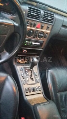 Mercedes E 200 1998, 277,000 km - 2.0 l - Bakı