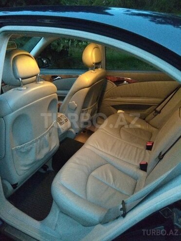 Mercedes E 270 2002, 265,202 km - 2.7 л - Gəncə