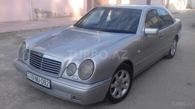 Mercedes E 300 1997, 295,000 km - 3.0 l - Bakı