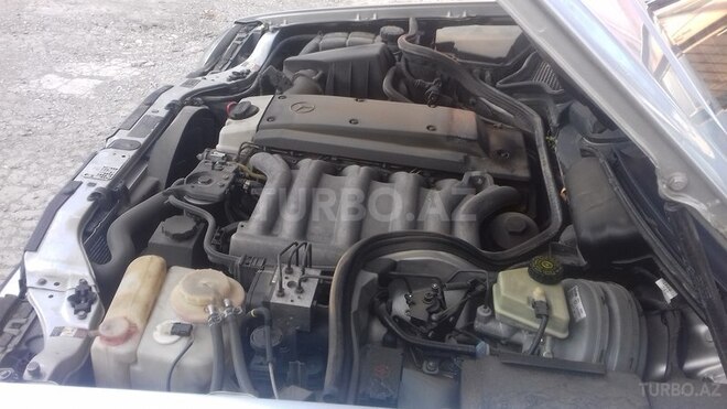 Mercedes E 300 1997, 295,000 km - 3.0 l - Bakı