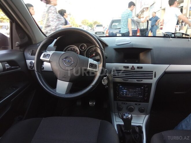 Opel Astra 2005, 160,261 km - 2.0 l - Bakı