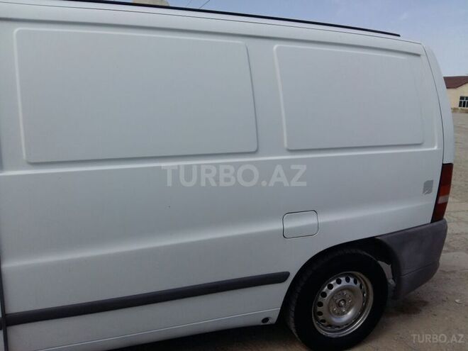 Mercedes Vito 2002, 320,000 km - 2.2 l - Bakı