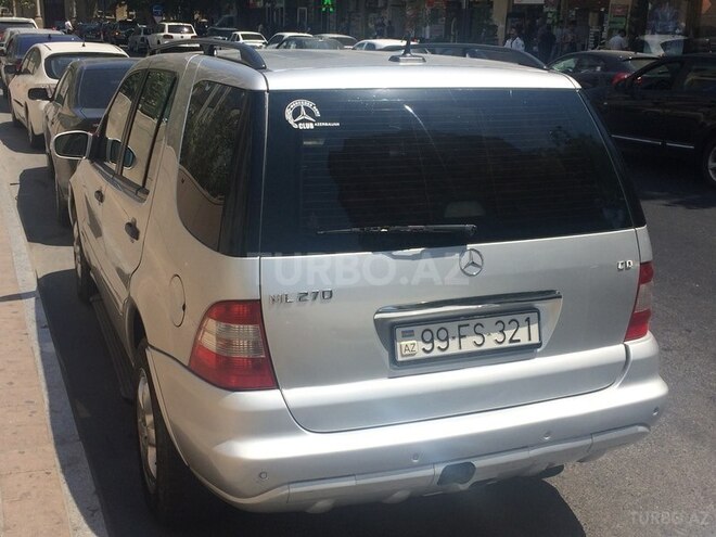 Mercedes ML 270 2004, 274,000 km - 2.7 l - Bakı