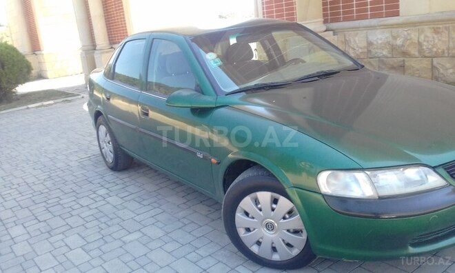 Opel Vectra 1997, 240,000 km - 2.0 л - Balakən