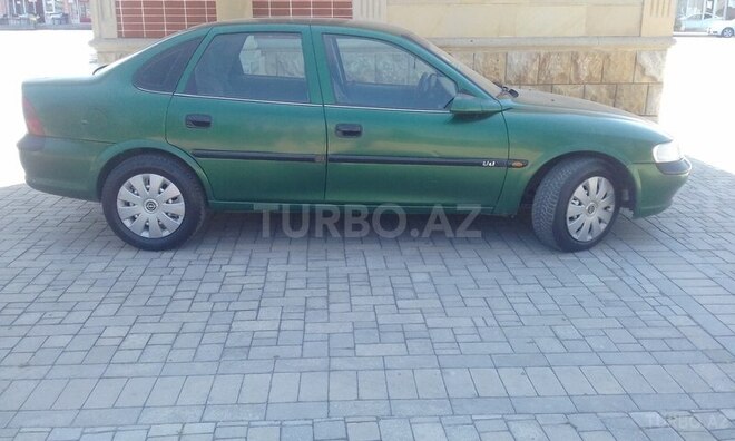 Opel Vectra 1997, 240,000 km - 2.0 л - Balakən