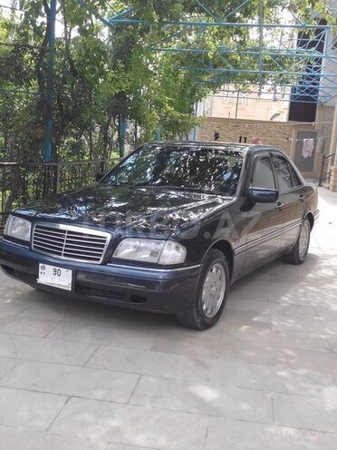 Mercedes C 230 1997, 182,000 km - 2.3 l - Bakı