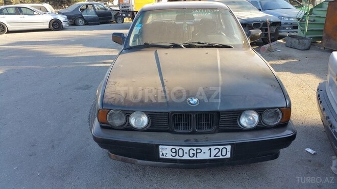BMW 520 1988, 300,000 km - 0.2 l - Bakı
