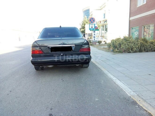 Mercedes E 230 1990, 225,000 km - 2.3 l - Xaçmaz