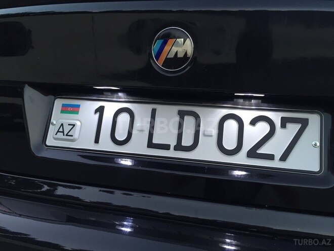BMW 535 2001, 285,000 km - 3.5 л - Sumqayıt
