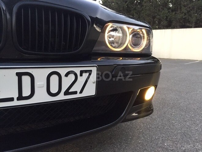 BMW 535 2001, 285,000 km - 3.5 л - Sumqayıt