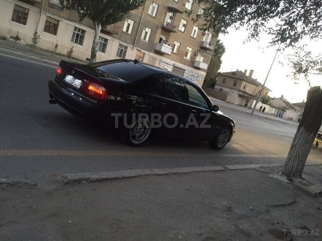 BMW 535 2001, 285,000 km - 3.5 л - Sumqayıt