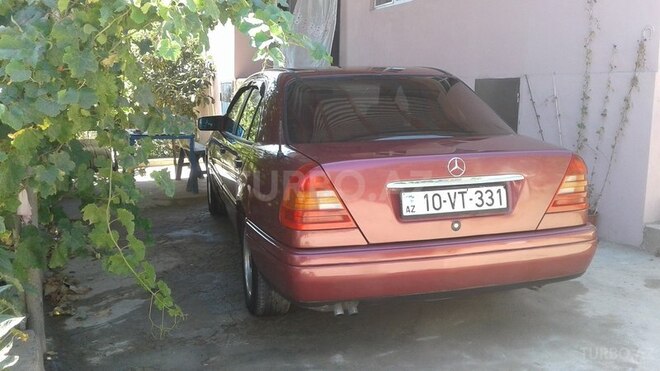 Mercedes C 220 1993, 483,985 km - 2.2 l - Bakı