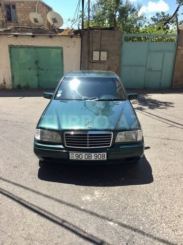 Mercedes C 200 1996, 260,000 km - 2.0 л - Bakı