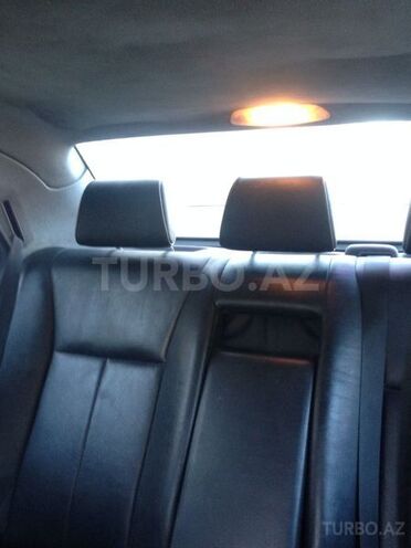 Mercedes E 240 2001, 350,000 km - 0.2 l - Bakı