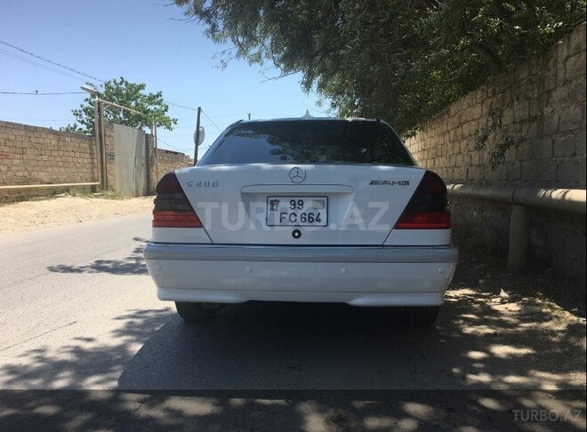 Mercedes C 230 1999, 205,431 km - 2.3 l - Bakı