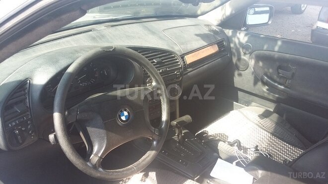 BMW 320 1997, 173,000 km - 0.2 л - Bakı