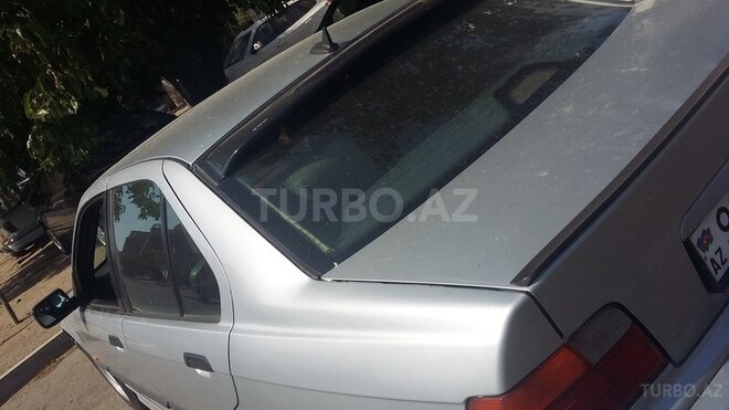 BMW 320 1997, 173,000 km - 0.2 л - Bakı