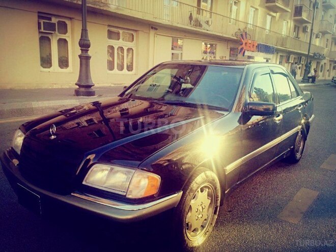 Mercedes C 230 1997, 250,000 km - 2.3 l - Bakı
