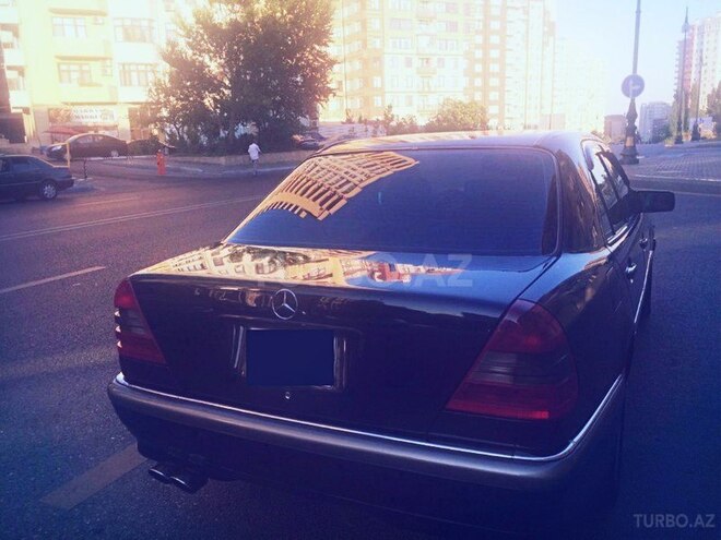Mercedes C 230 1997, 250,000 km - 2.3 l - Bakı