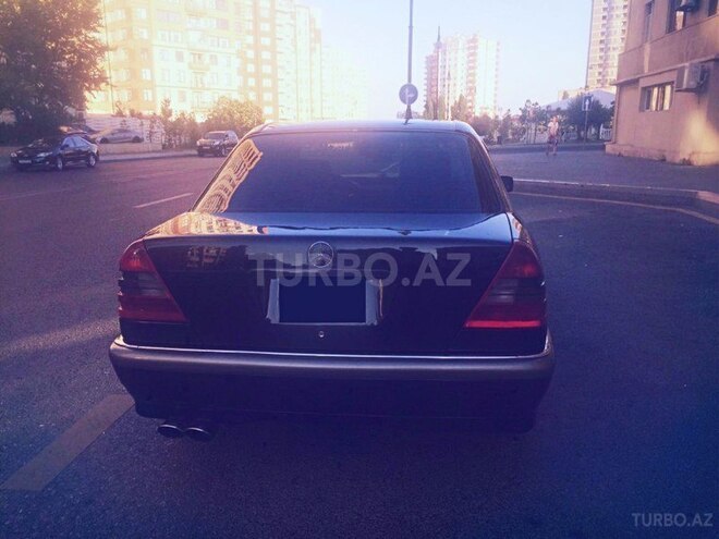Mercedes C 230 1997, 250,000 km - 2.3 l - Bakı