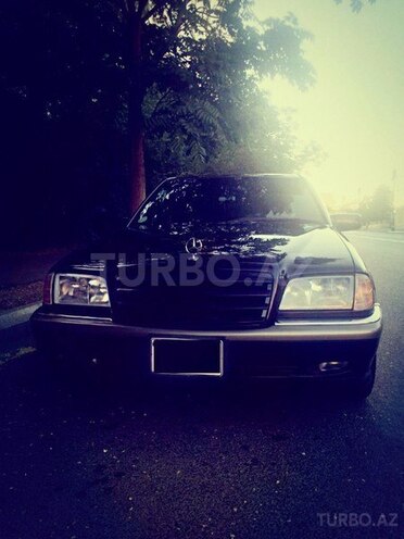 Mercedes C 230 1997, 250,000 km - 2.3 l - Bakı