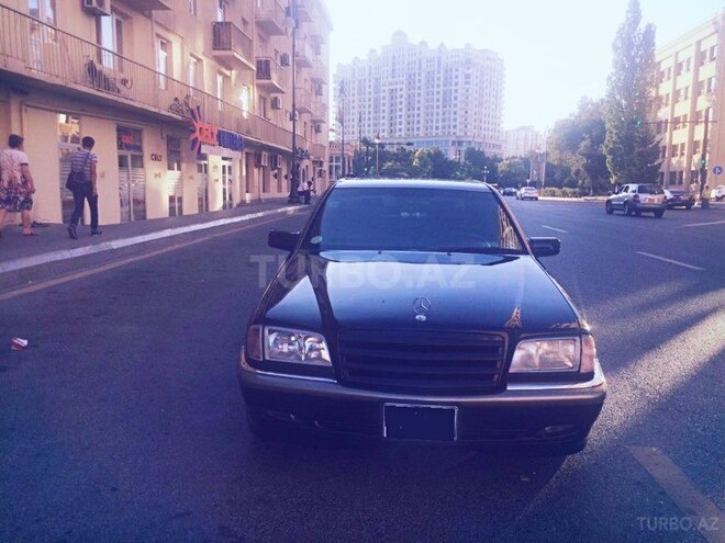 Mercedes C 230 1997, 250,000 km - 2.3 l - Bakı