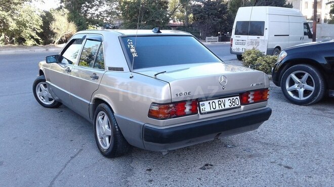 Mercedes 190 1990, 330,000 km - 2.0 л - Bakı