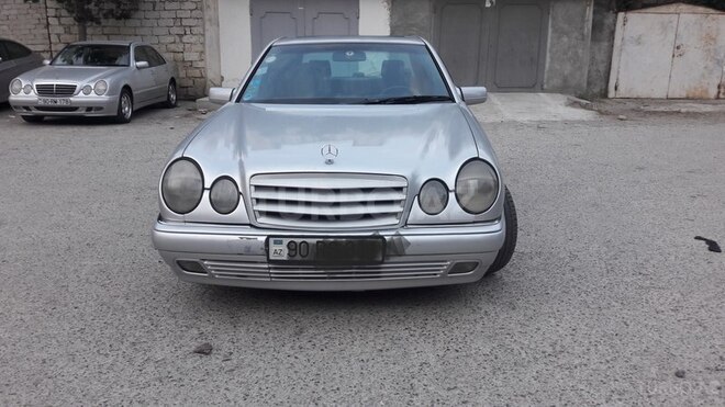 Mercedes E 230 1998, 355,555 km - 2.3 l - Bakı