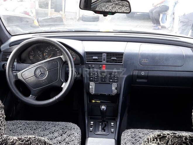 Mercedes C 220 1995, 300,000 km - 2.2 l - Bakı