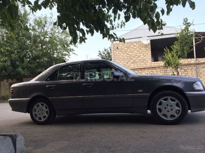 Mercedes C 180 1997, 182,698 km - 1.8 l - Gəncə