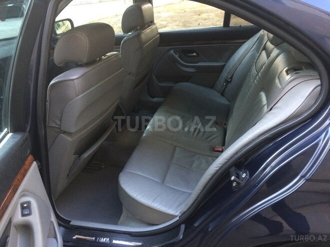 BMW 530 2001, 267,000 km - 3.0 l - Bakı
