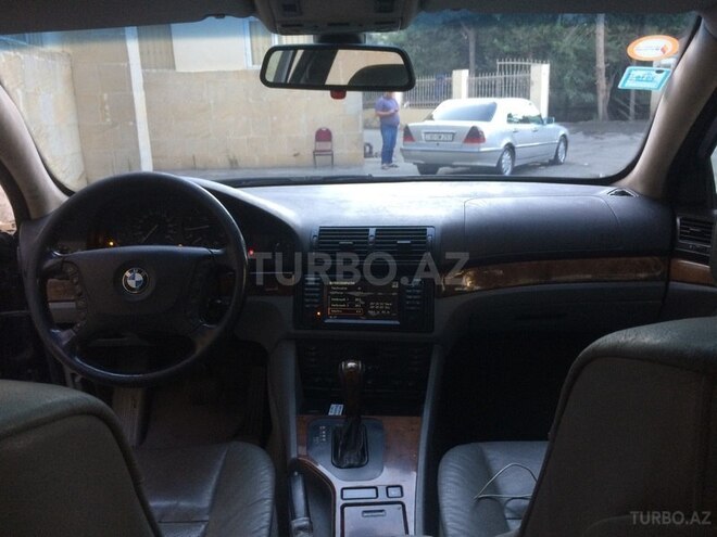 BMW 530 2001, 267,000 km - 3.0 l - Bakı
