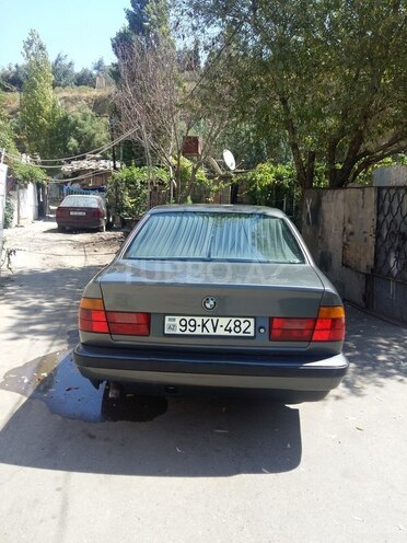 BMW 520 1990, 200,000 km - 2.0 l - Bakı