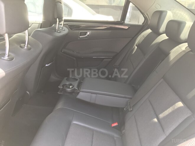 Mercedes E 200 2011, 72,000 km - 1.8 l - Bakı