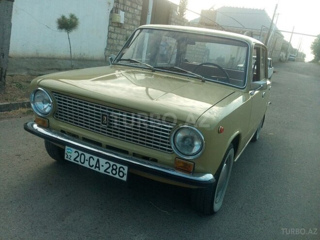 LADA (VAZ) 21011 1979, 200,000 km - 1.3 l - Gəncə