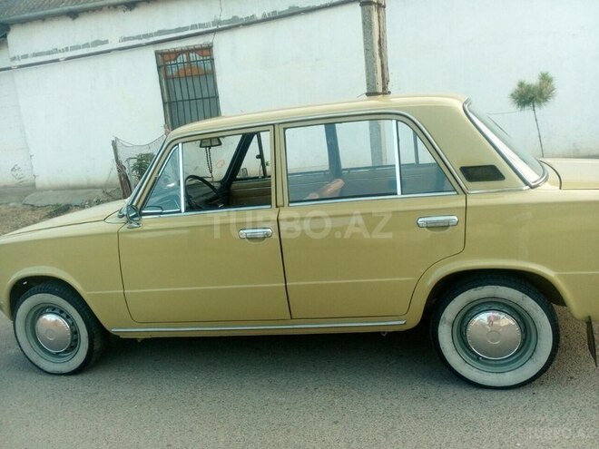 LADA (VAZ) 21011 1979, 200,000 km - 1.3 l - Gəncə