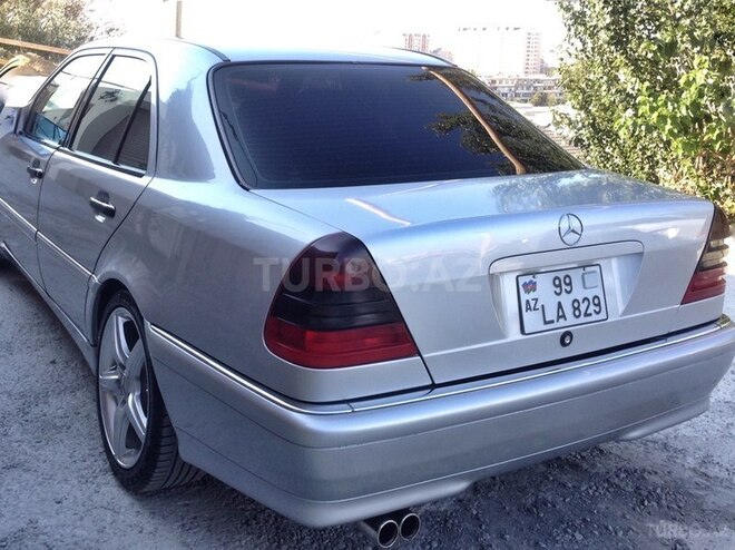 Mercedes C 240 2000, 187,000 km - 2.4 l - Bakı
